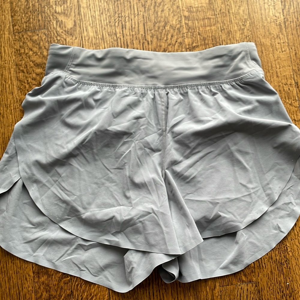 Lululemon Gray Track Shorts Women’s Size 6